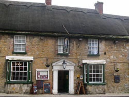 The George 2* Castle Cary